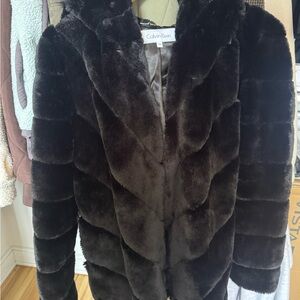 Calvin Klein Women's Plush Faux Fur Jacket - Black